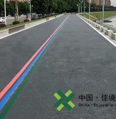 广州从化流溪河街口示范段36000平透水混凝土道路