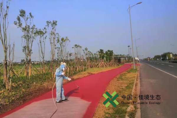 彩色透水混凝土保护剂喷涂技巧